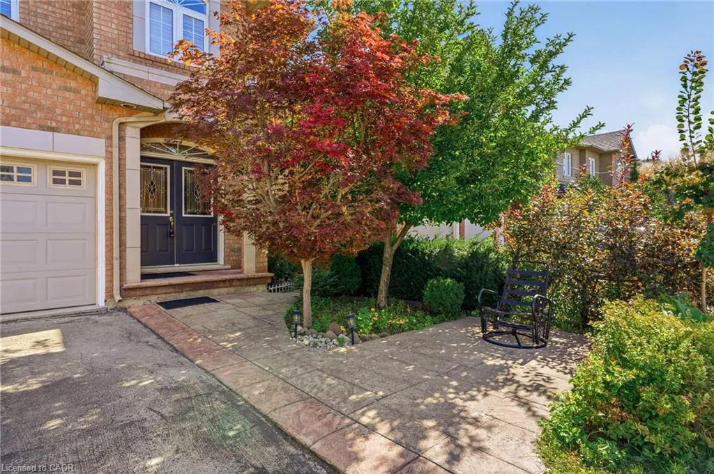 2381 Grand Oak Trail