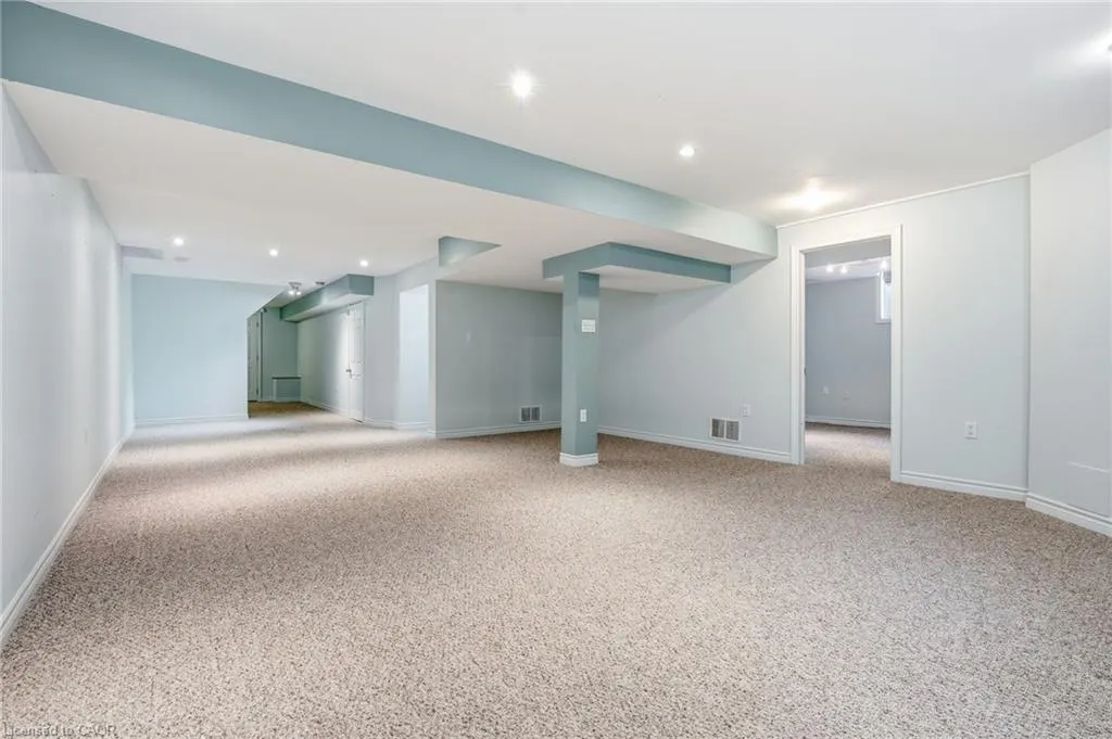 2381 Grand Oak Trail