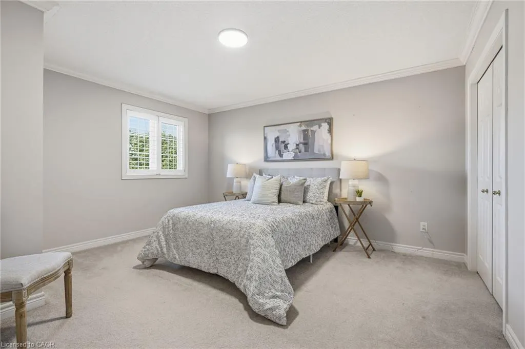 2381 Grand Oak Trail