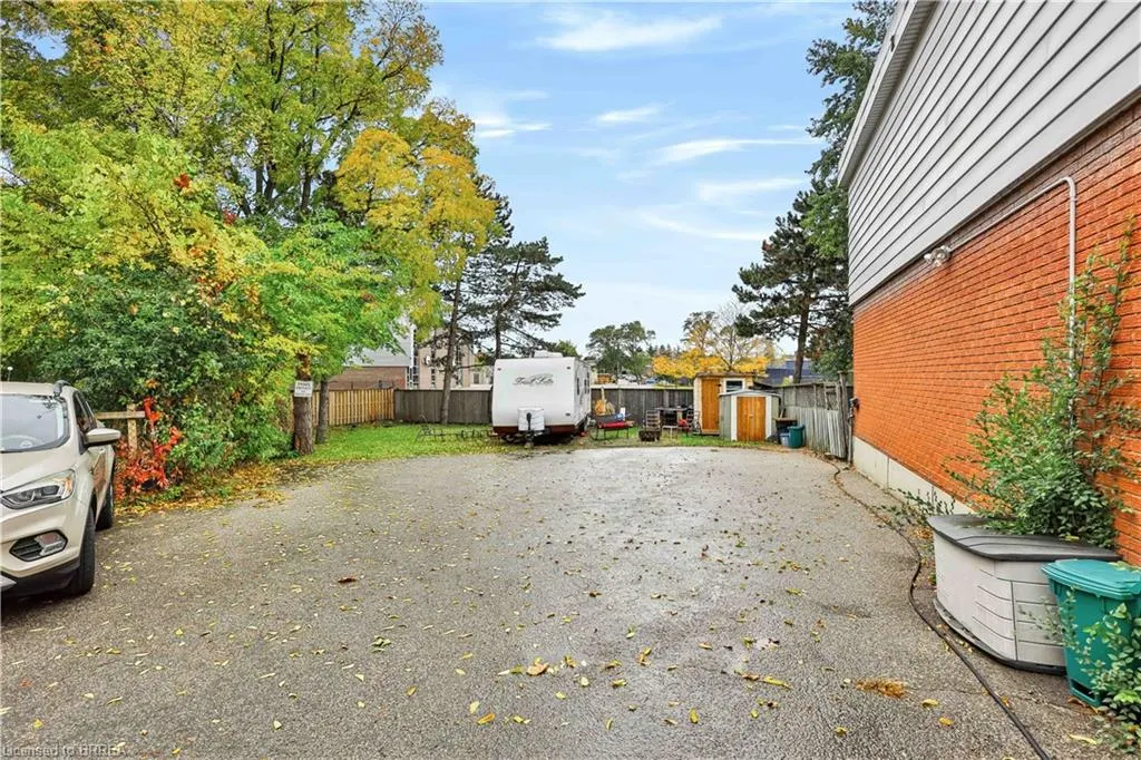 23 Brenda Court