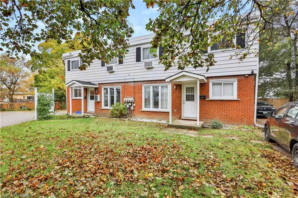 23 Brenda Court