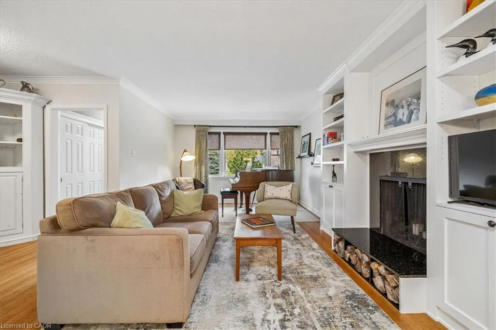316 River Side Drive