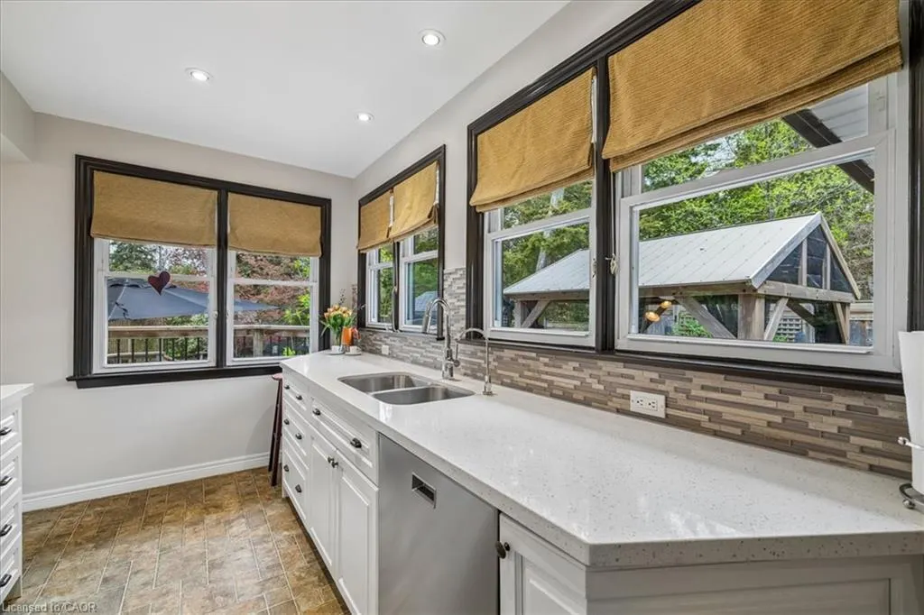 316 River Side Drive