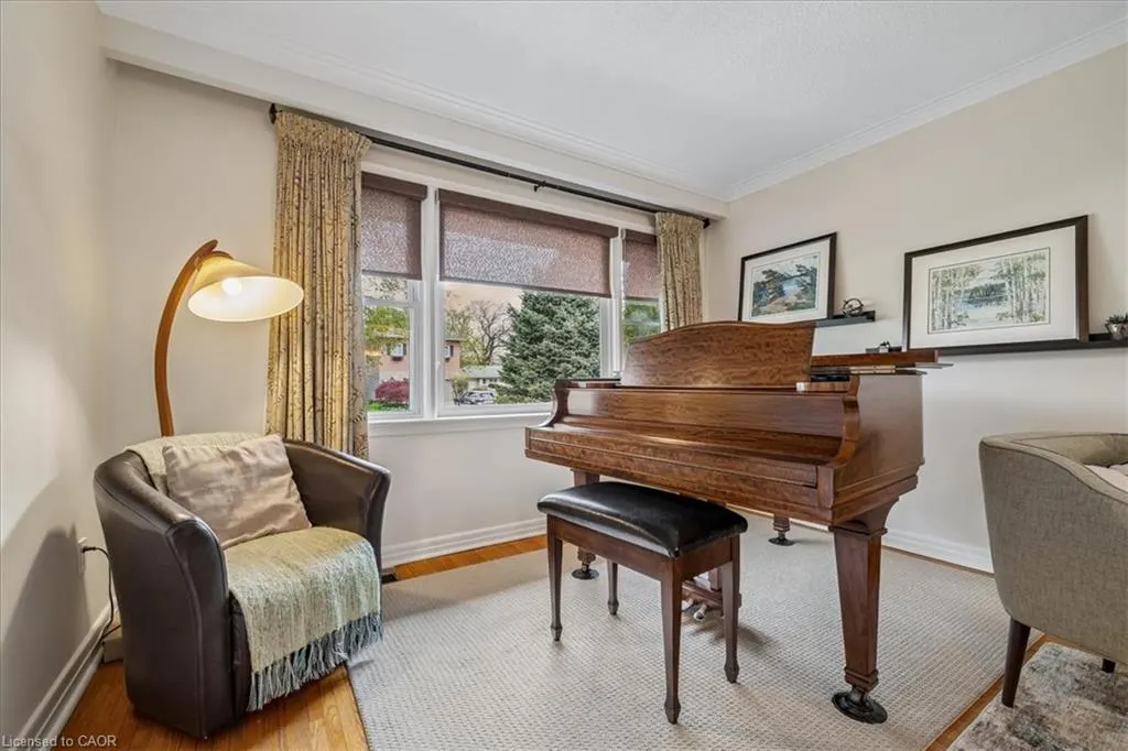 316 River Side Drive