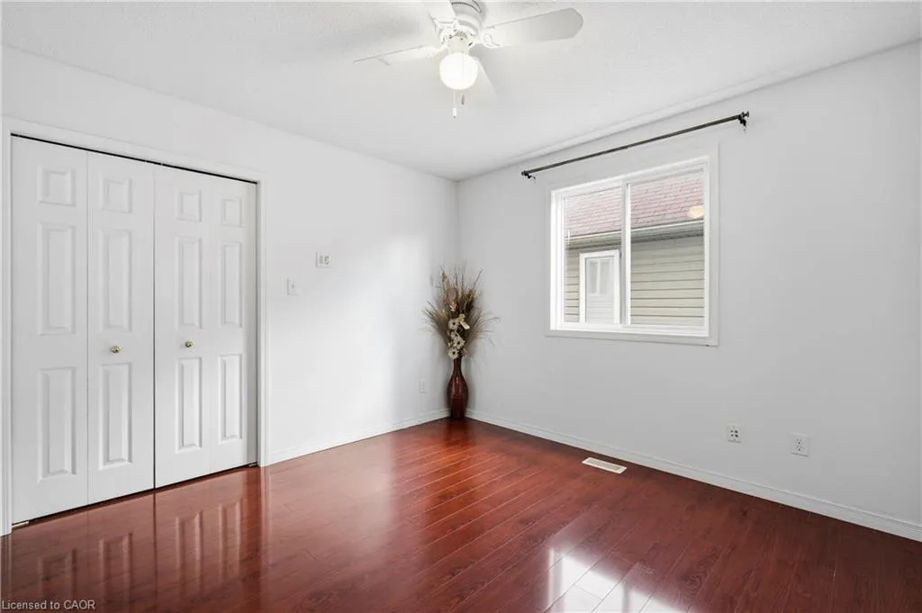 324 Beaumont Crescent