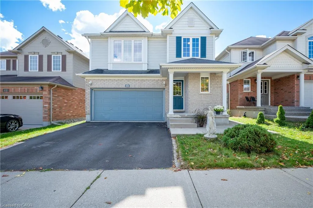 324 Beaumont Crescent