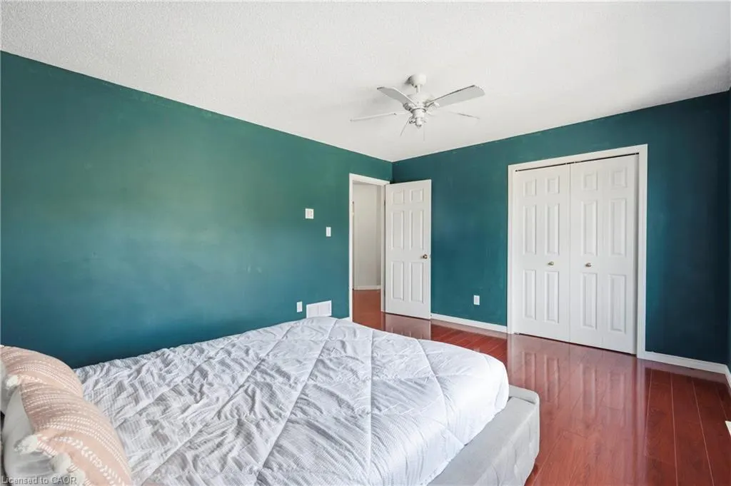 324 Beaumont Crescent