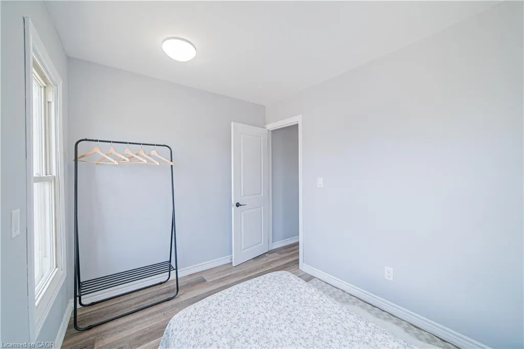 17 Kinrade Avenue