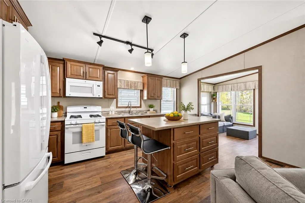 4449 Milburough Line #5 Beech Street