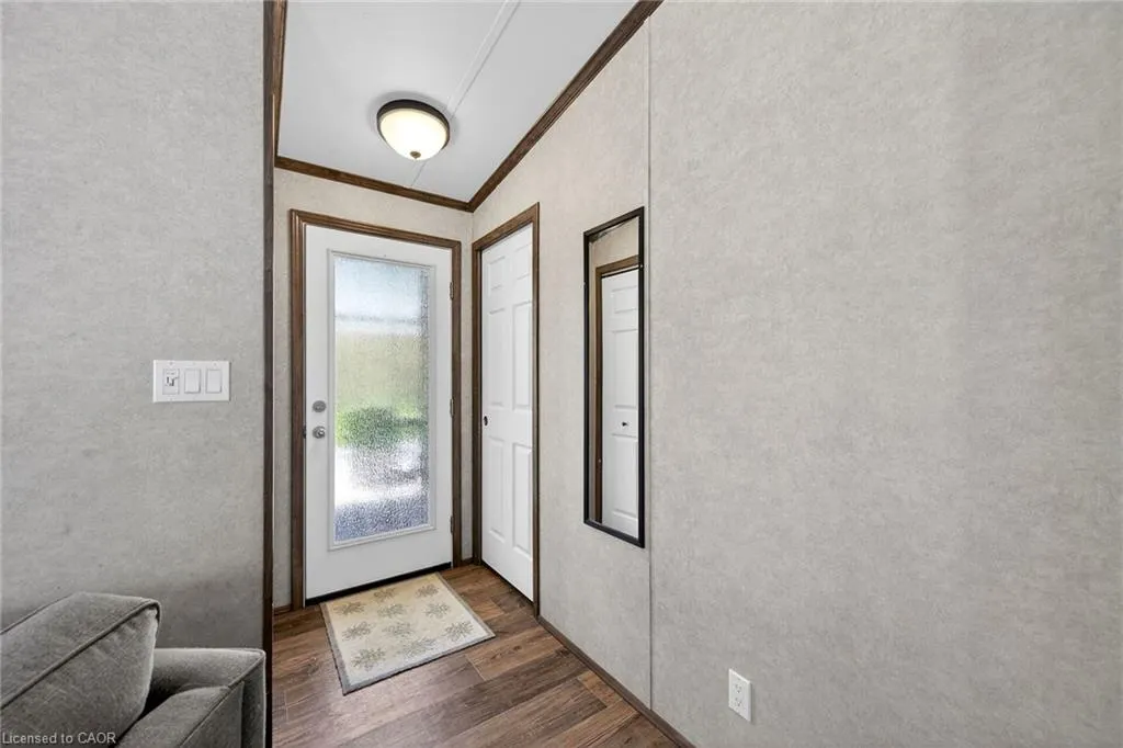 4449 Milburough Line #5 Beech Street