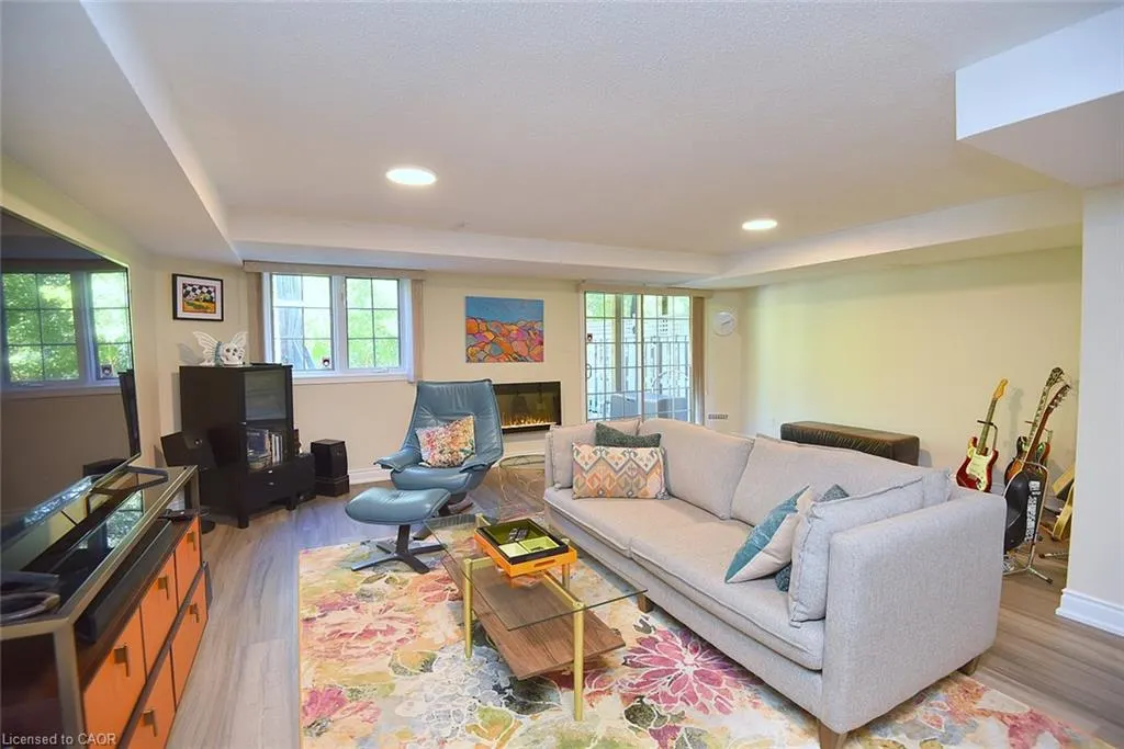 71 Sulphur Springs Road #10