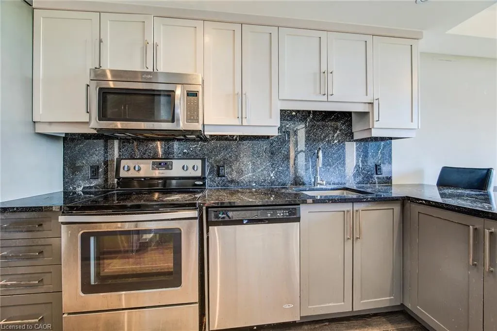 330 Phillip Street #S704