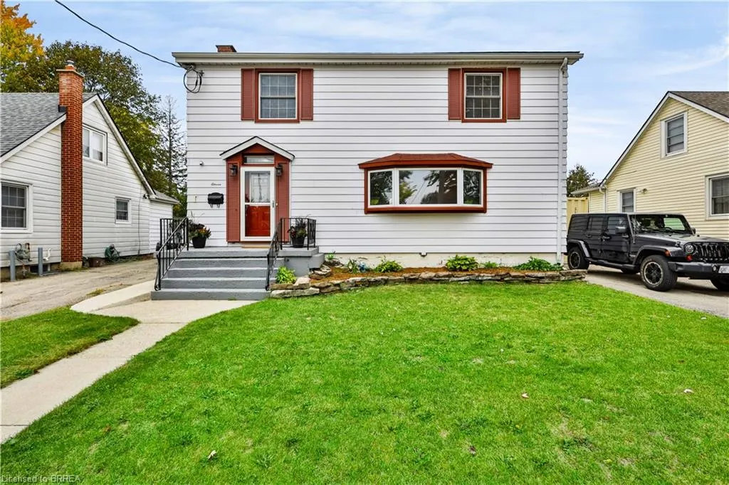 11 Sussex Avenue