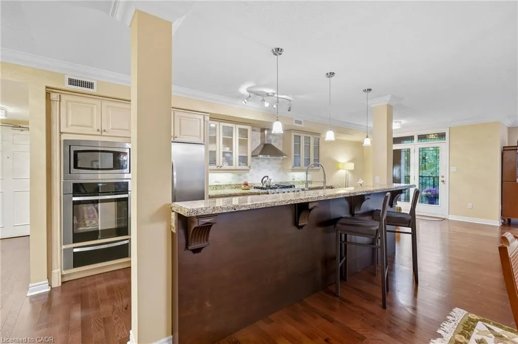 390 Upper Middle Road #301