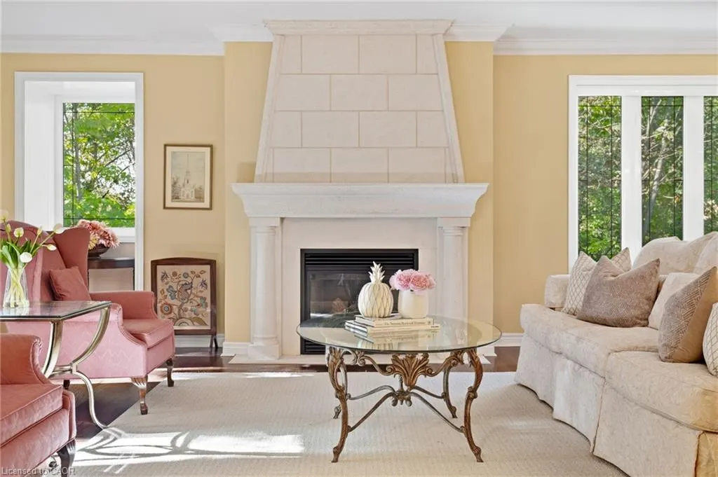 390 Upper Middle Road #301