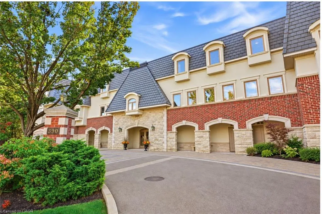 390 Upper Middle Road #301