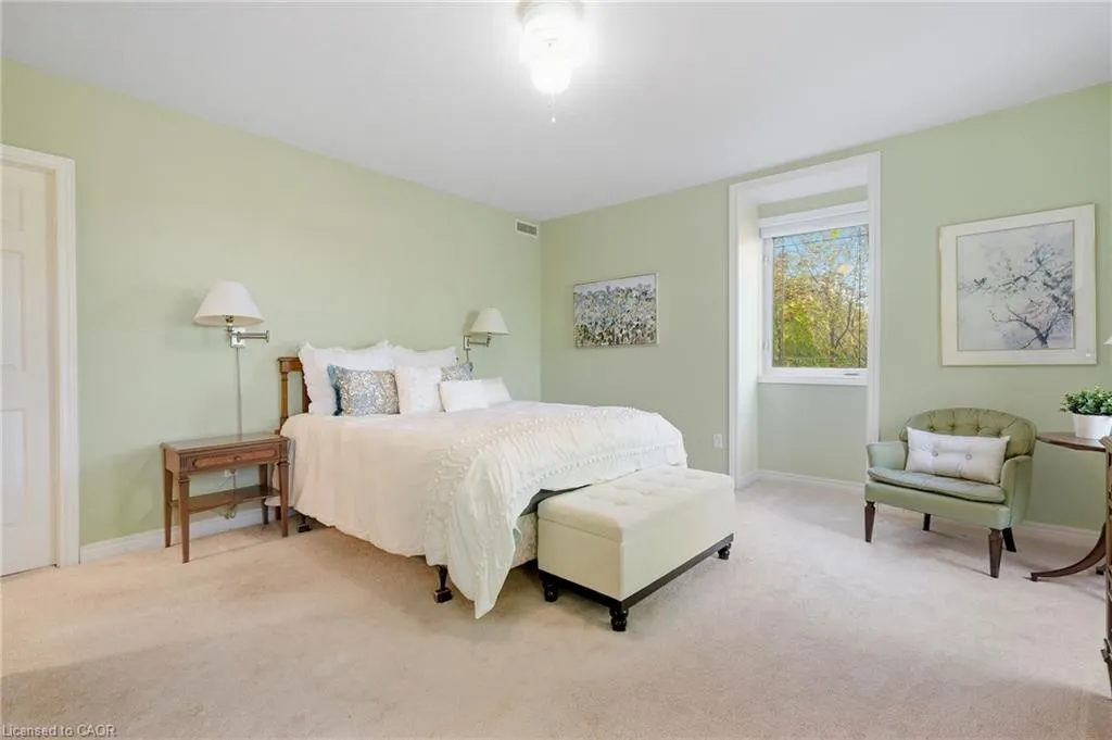 390 Upper Middle Road #301