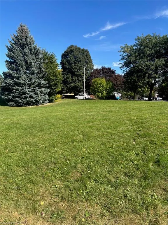 36 Lauris Avenue