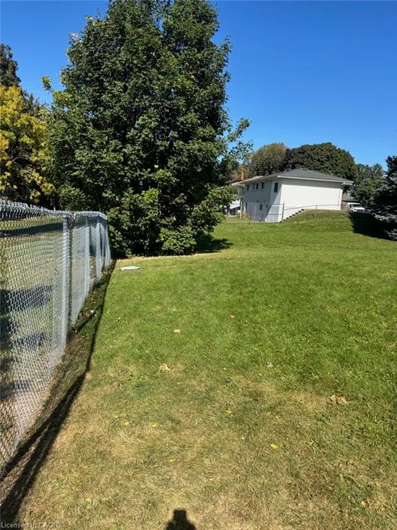 36 Lauris Avenue