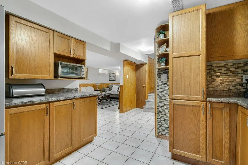 222 Thunderbird Drive