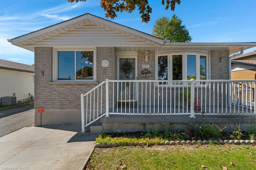 222 Thunderbird Drive