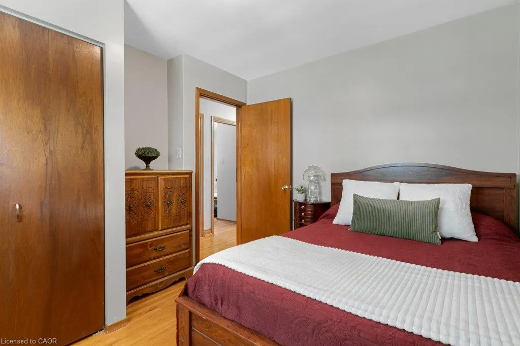 222 Thunderbird Drive