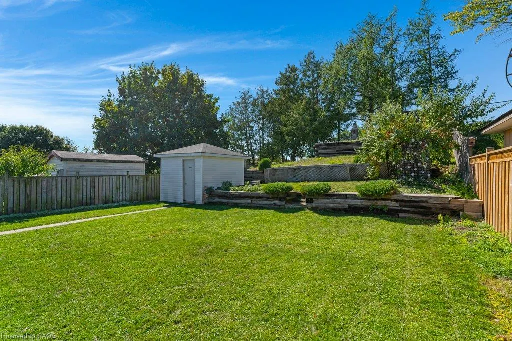 222 Thunderbird Drive