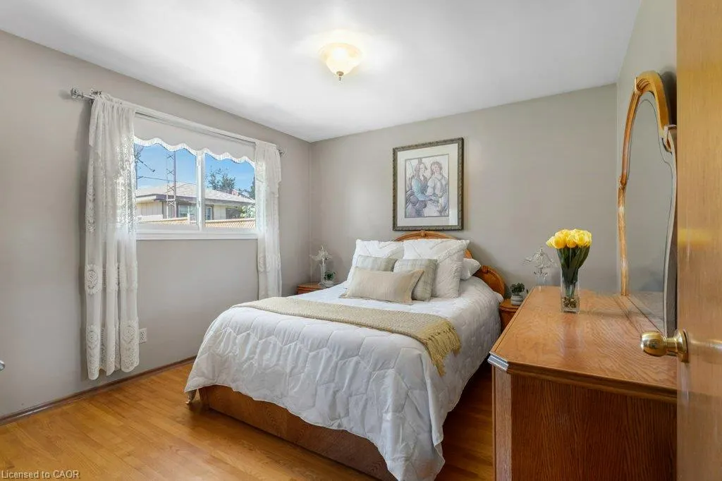 222 Thunderbird Drive