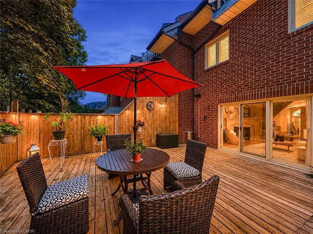 45 Tradewind Drive