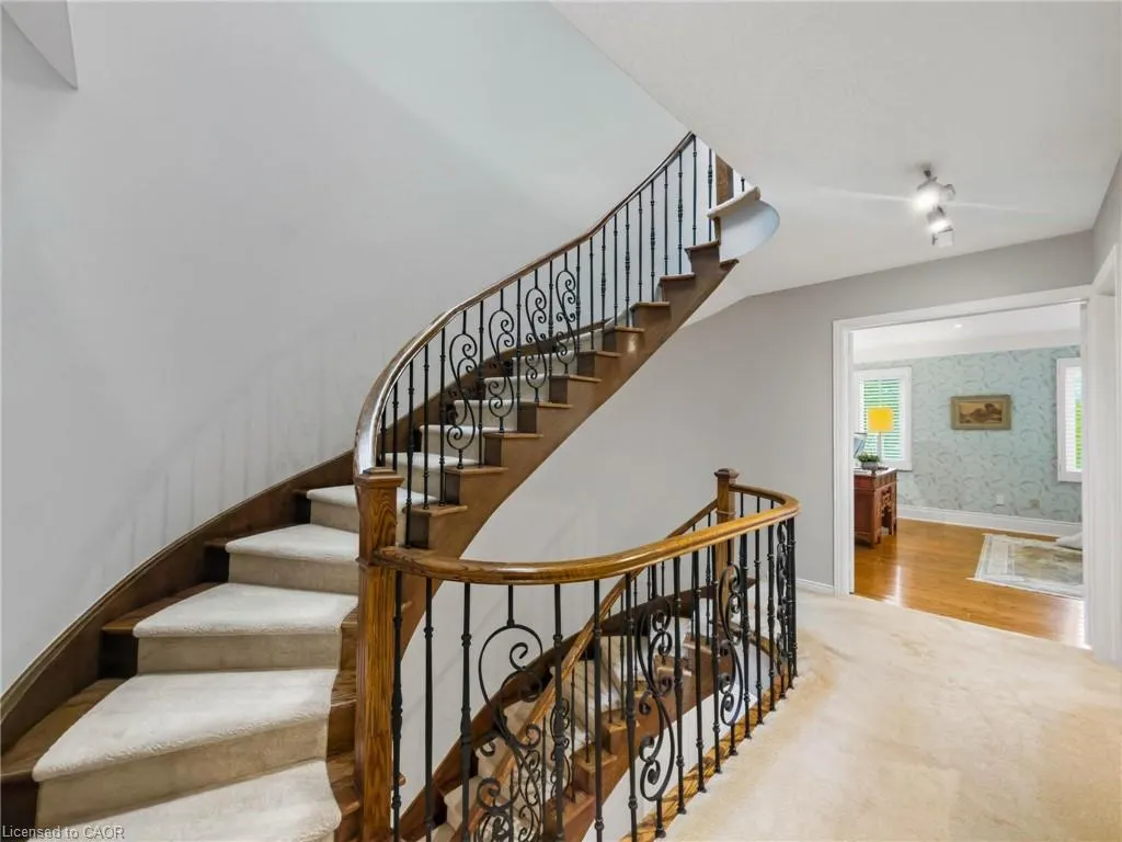 45 Tradewind Drive