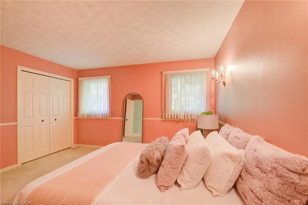 44 Greensview Drive