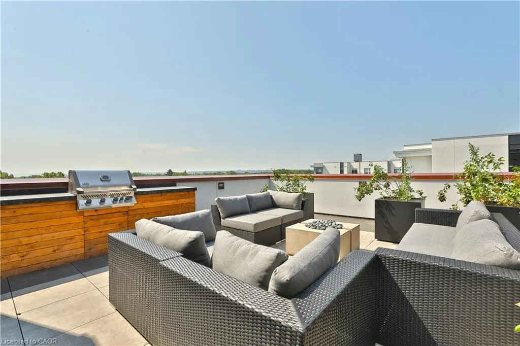 340 Plains Road E #106