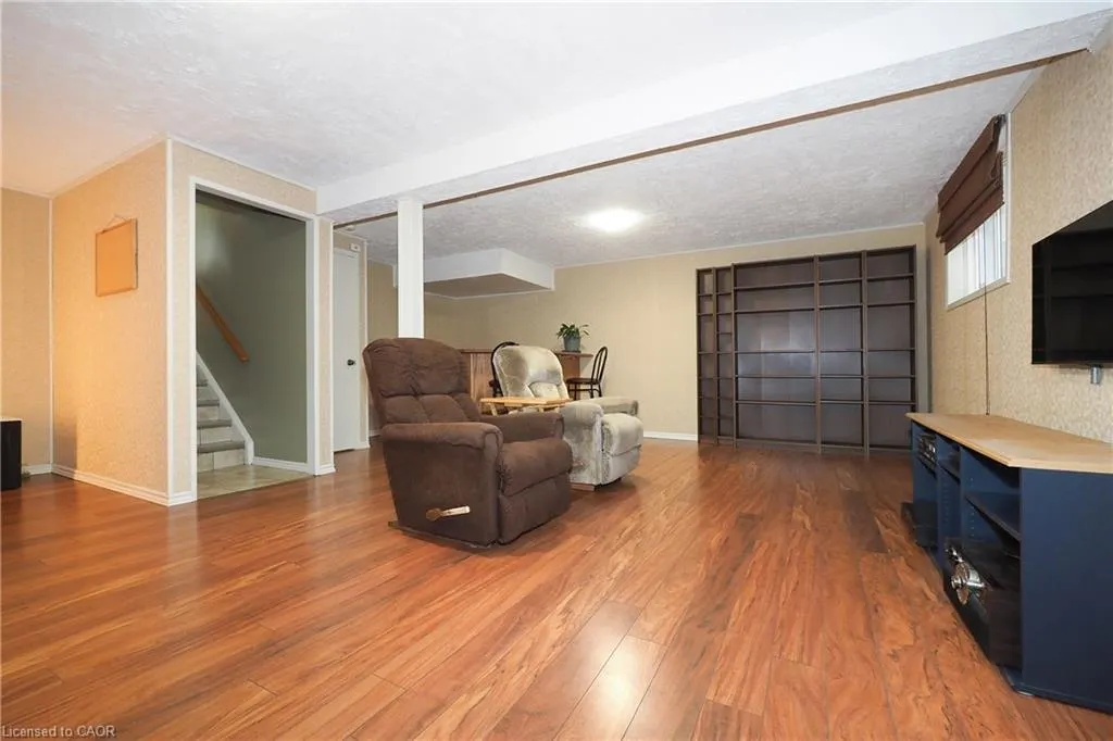 219 Foxhunt Road