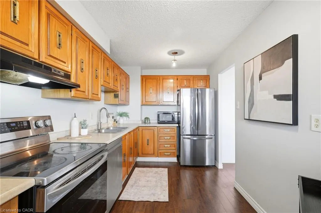 375 King Street N #708