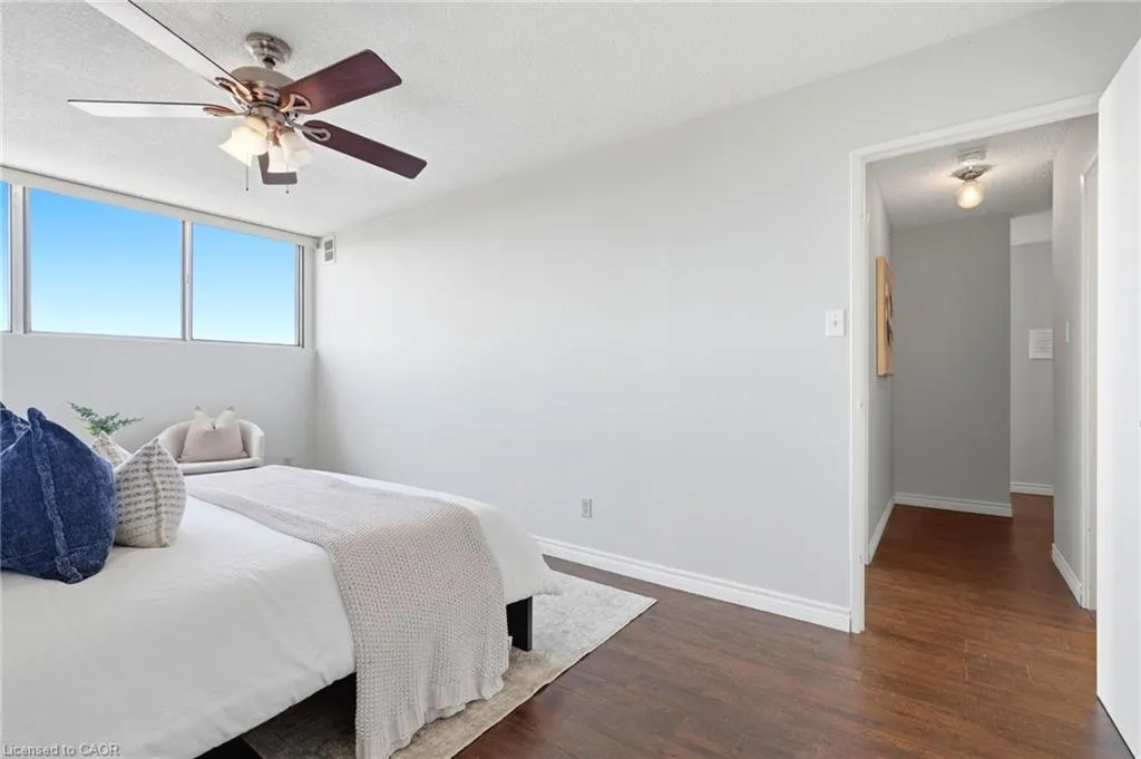 375 King Street N #708