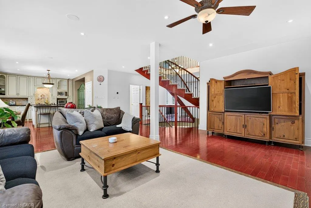 4278 Clubview Drive