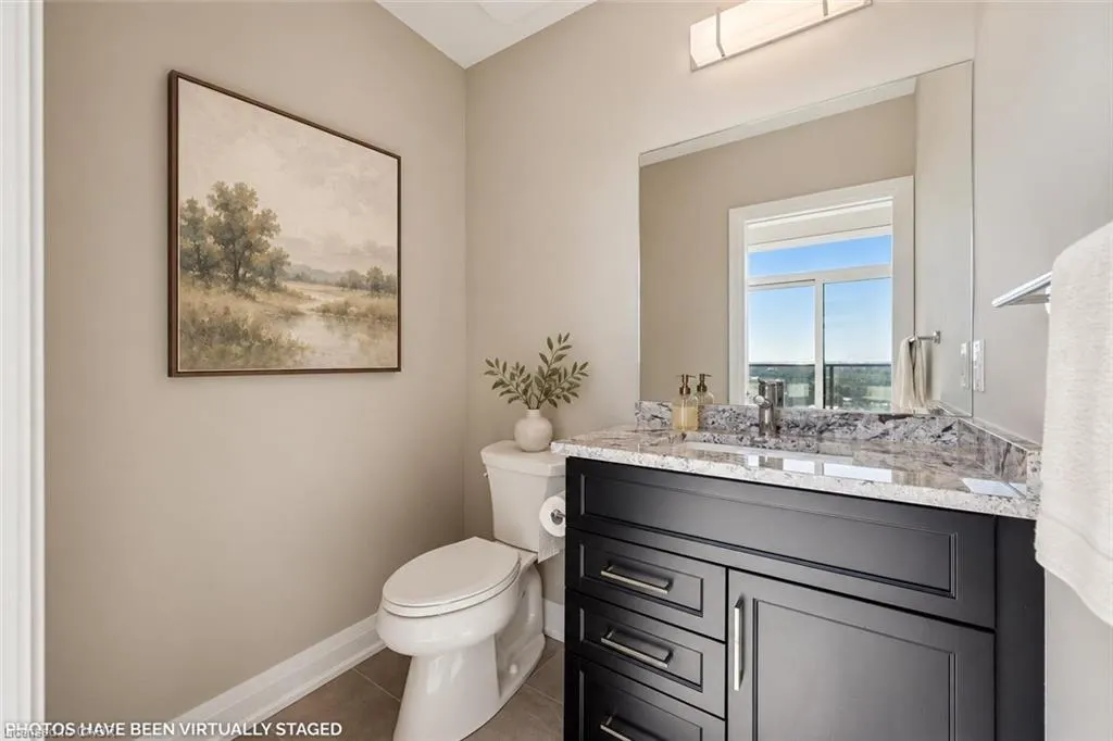 71 Wyndham Street S #1104