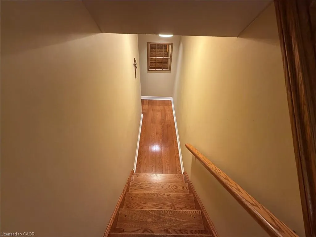 8 Lowell Street S #Upper
