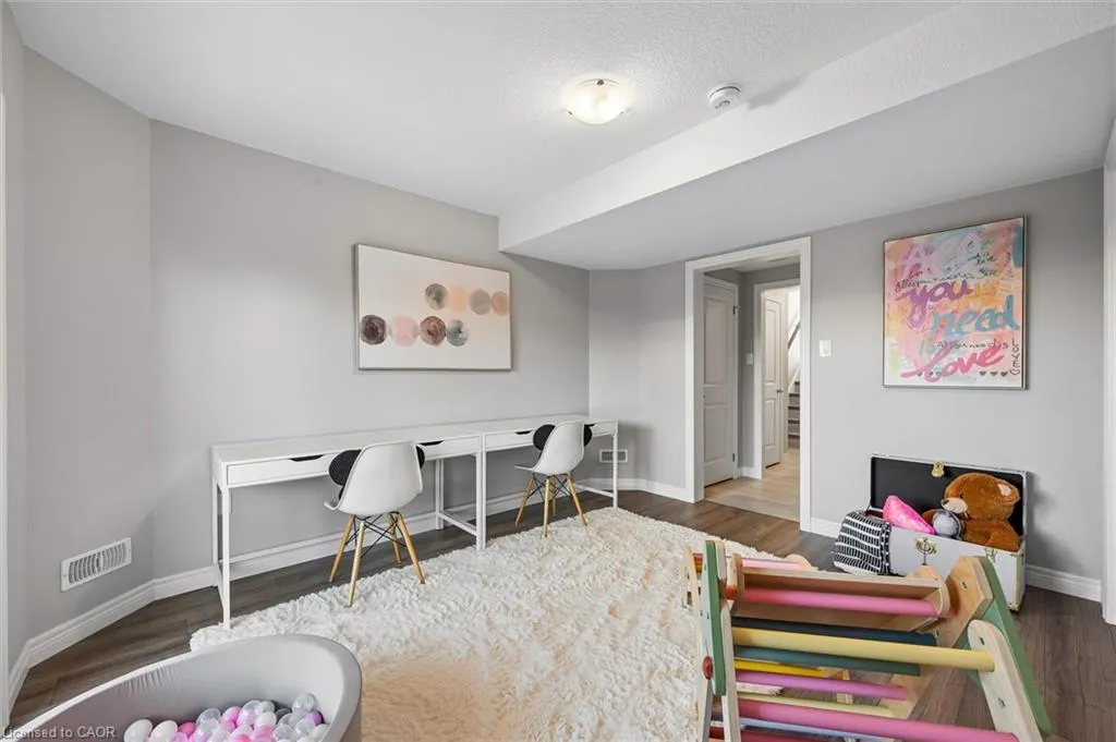 23 Sora Lane
