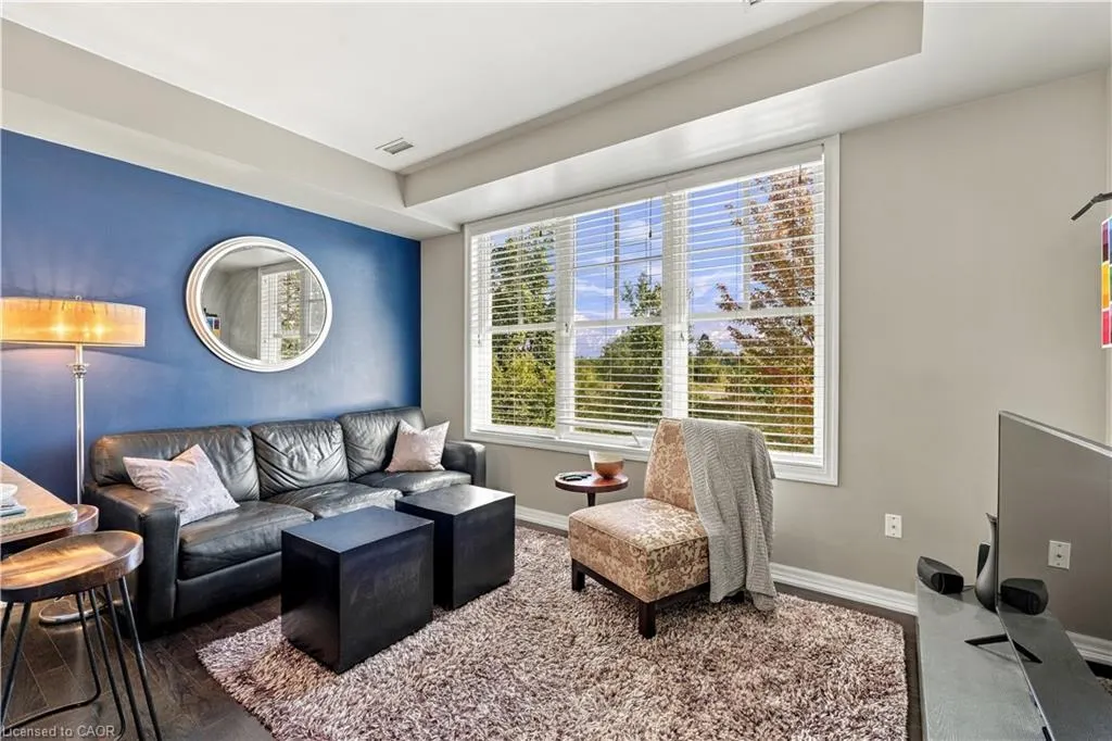 1437 Lakeshore Road E #201