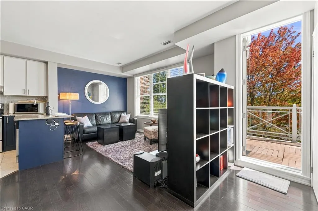 1437 Lakeshore Road E #201