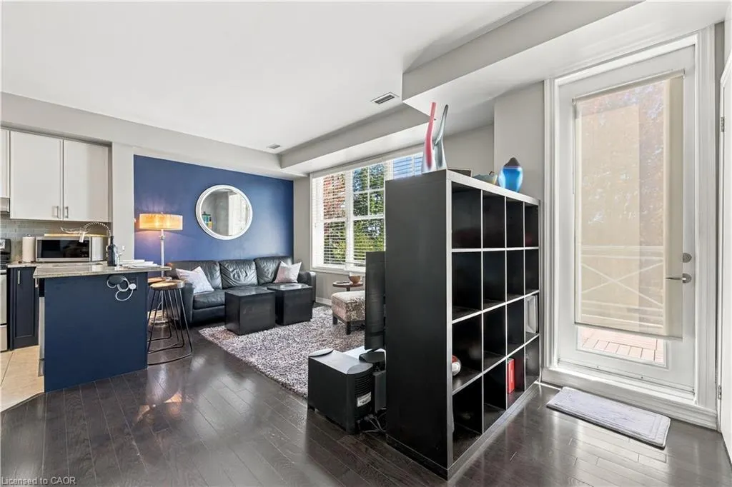 1437 Lakeshore Road E #201