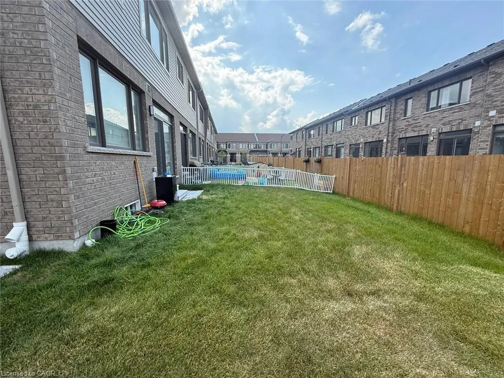 15 Blacklock Street #39