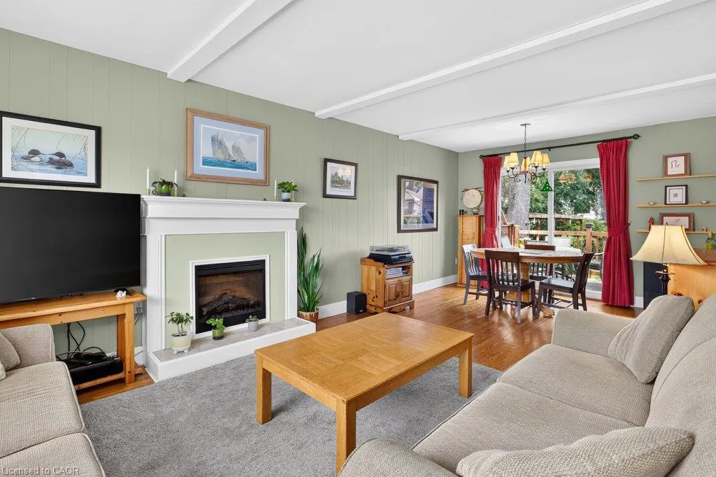 487 Wildwood Drive