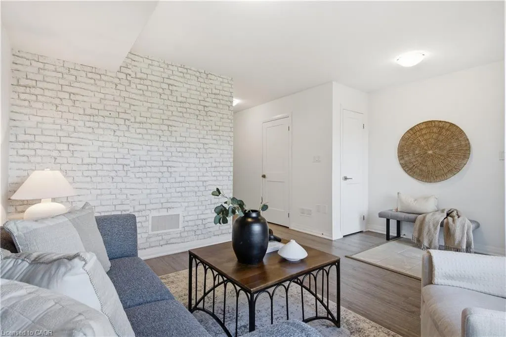 51 Sparrow Avenue #96