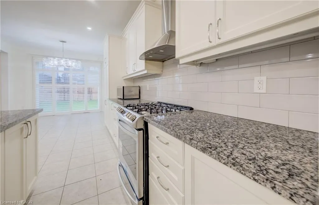 52 Pointer Street