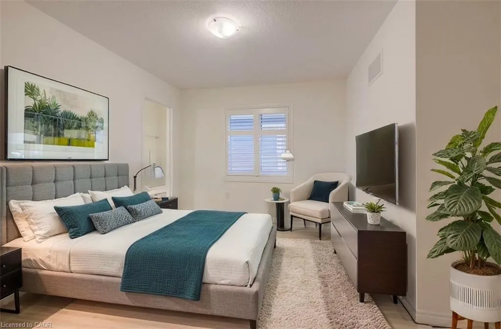 52 Pointer Street