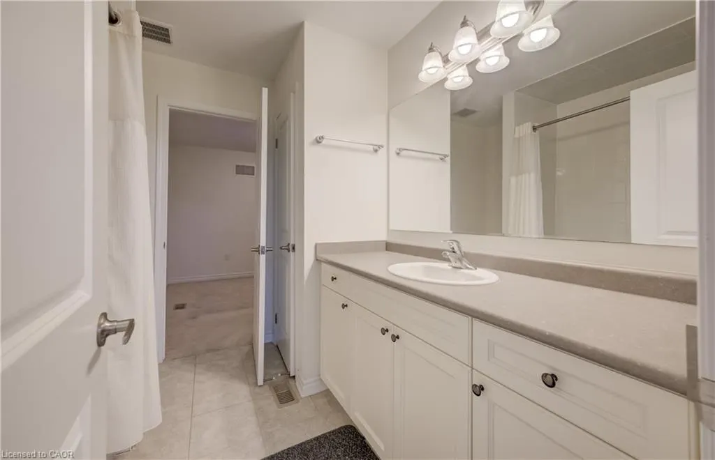 52 Pointer Street