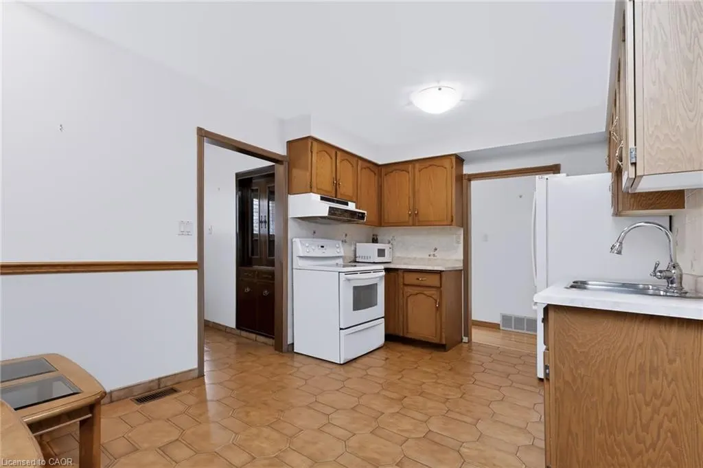 261 Carla Avenue