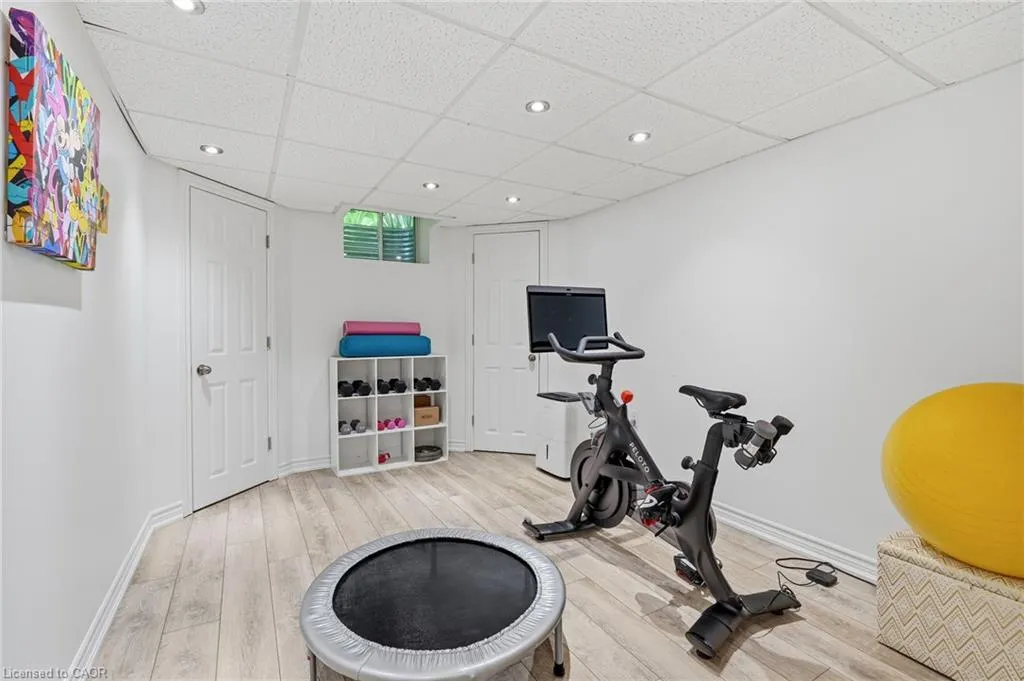 536 Cusick Circle